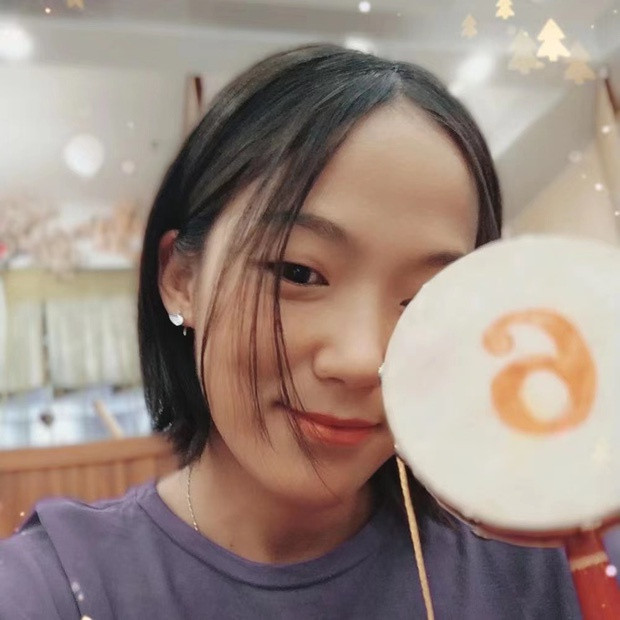'Cô bé bóng rổ' giờ đã thành thiếu nữ xinh đẹp