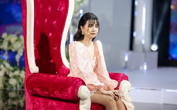 Phát hiện gái lạ gọi bạn trai mình là 'chồng ơi', nữ chính chết lặng và cái kết Ảnh 2