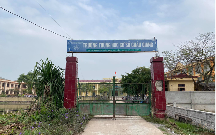 Tạm giữ hình sự nam sinh lớp 9 đánh bạn tử vong ngay trước lớp học Ảnh 2