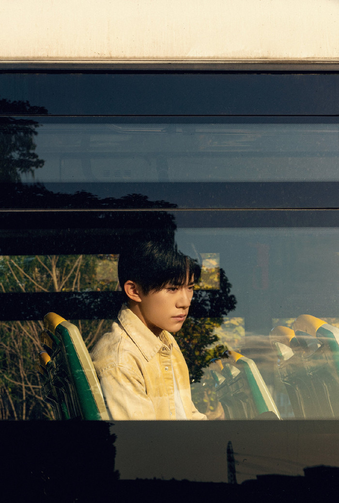 Dịch Dương Thiên Tỉ (TFBoys) đón tuổi mới: Bí mật lúc nhỏ làm fan đau lòng Ảnh 14