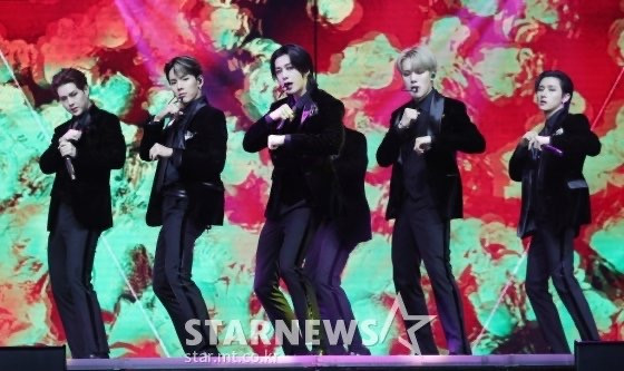 'AAA 2020': Super Junior bùng nổ với hit 'Sorry Sorry', TWICE - Got7, NCT, Kang Daniel và ITZY tỏa sáng Ảnh 72