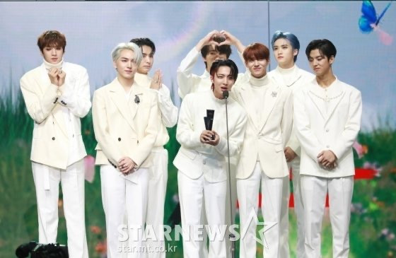 Kết quả 'AAA 2020': BTS nhận 3 giải, cùng TWICE - Got7 thắng Daesang Ảnh 22