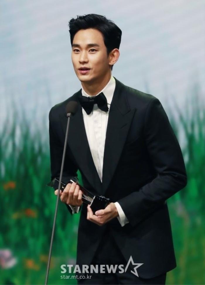 Kết quả 'AAA 2020': Kim Soo Hyun thắng Daesang, Lee Jun Ki - Seo Ye Ji nhận 2 giải lớn! Ảnh 24