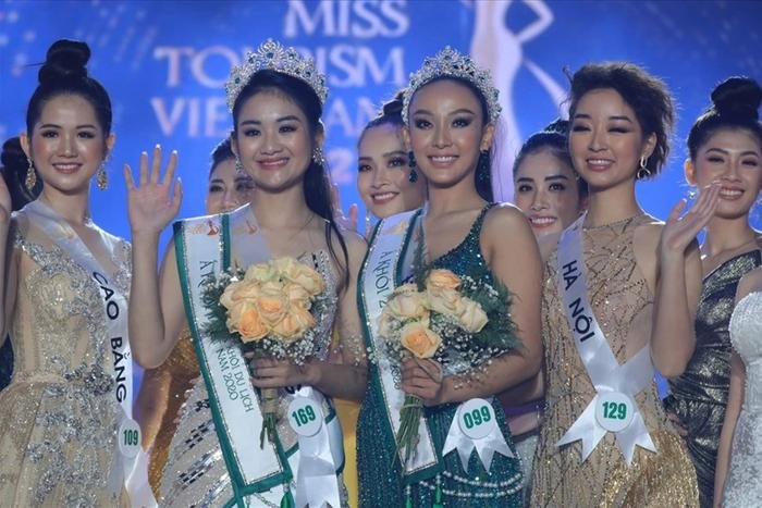 Hoa hậu Khánh Vân quá 'đen đuổi': Từ Miss Globe đến Hoa khôi Du lịch đều không thể trao vương miện Ảnh 9