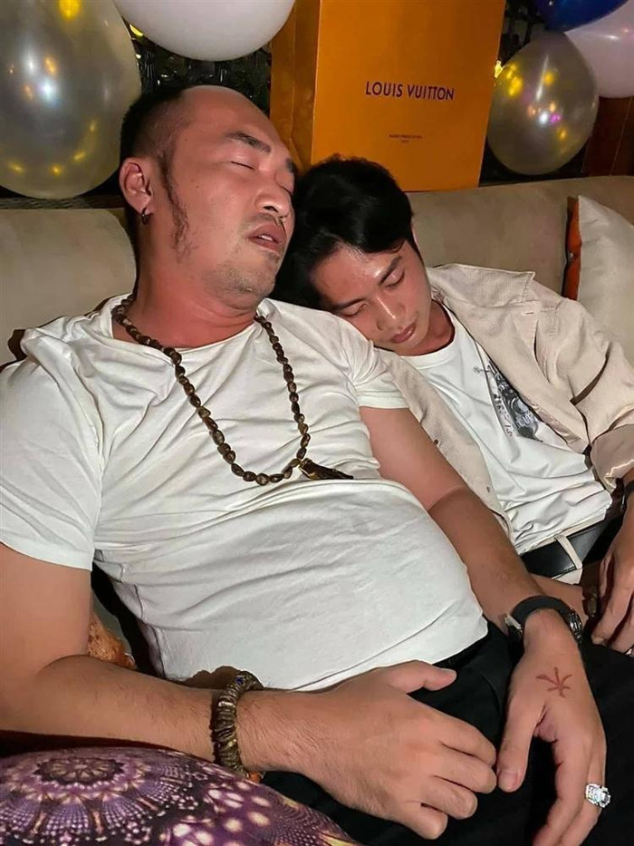 Tiến Luật - Huỳnh Phương là những anh em thân thiết trong Vbiz. 