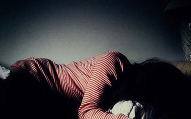 Cho rằng thầy giáo hứa ly hôn vợ để cưới mình nhưng không thực hiện, nữ sinh uống thuốc tự tử Ảnh 2