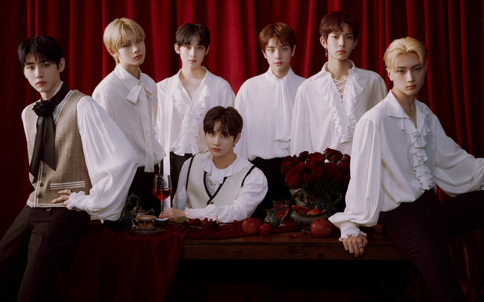 Vượt Wanna One, ENHYPEN 'chen chân' vào top 2 doanh số album debut ngày đầu của idol group Ảnh 2