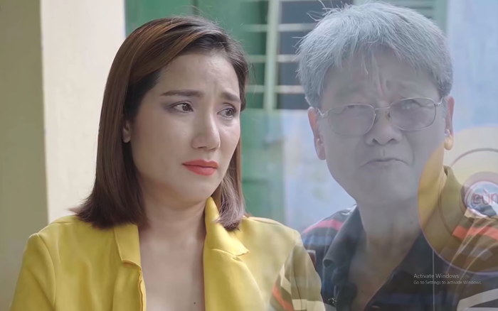 Diễn viên Cát Tường khóc nức nở khi bố ruột bị lừa đến phá sản, phải bỏ xứ đi Ảnh 2