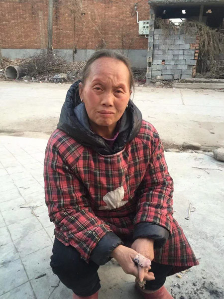 Bức ảnh mẹ Li Xinmei gửi cho Huang Defeng.