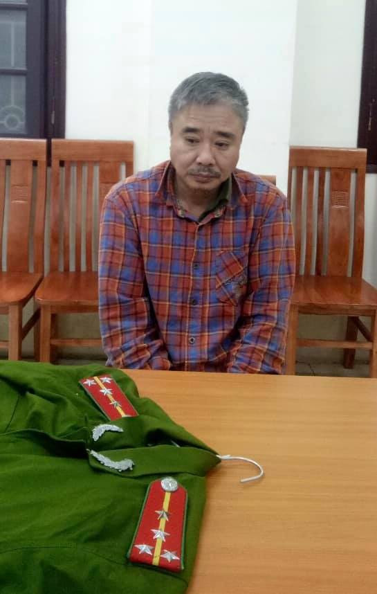 Nguyễn Minh Cương tại cơ quan công an.