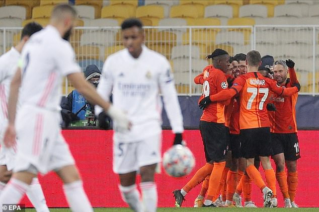 Real Madrid nguy cơ bị loại từ vòng bảng.