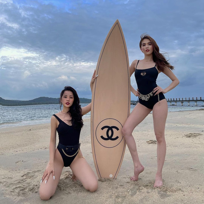 Ngọc Trinh, Chi Pu diện swimsuit đôi, chụp ảnh bên tấm ván 250 triệu đồng Ảnh 9