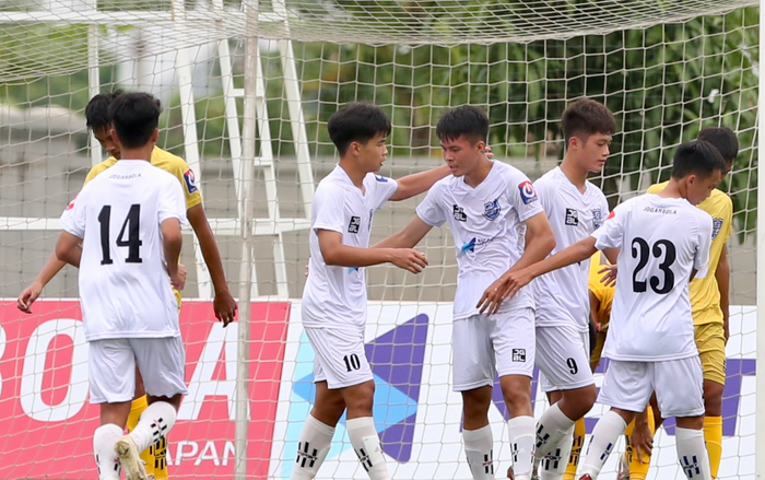 Vui như bầu Hải, Học viện Nutifood và Đại học Cần Thơ vào bán kết trong 1 ngày Ảnh 2