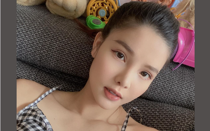 Kỳ Hân vất vả hạ sinh con trai thứ hai cho Mạc Hồng Quân tại Cộng hòa Séc Ảnh 2