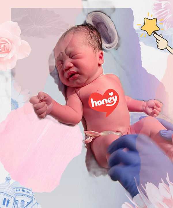 Bé Dưa Hấu hồng hào và có nét mặt rất giống Mạc Hồng Quân.