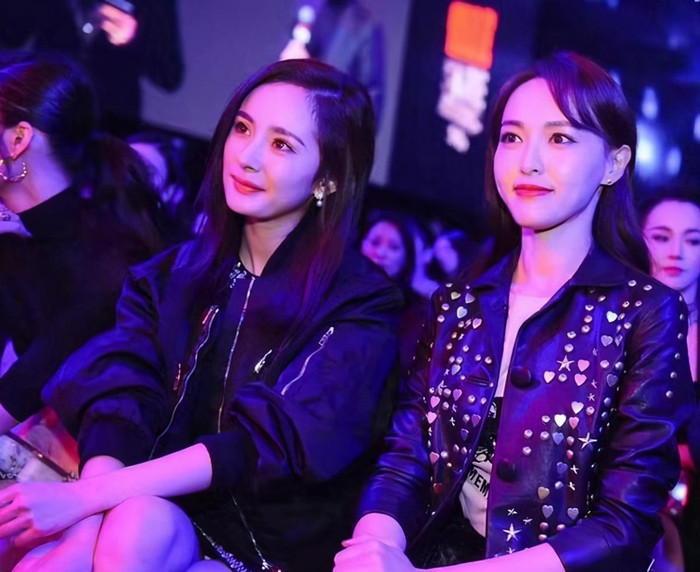 Tưởng không thân nhưng Đường Yên lại nói chuyện vui vẻ với Lưu Thi Thi, 'phớt lờ' Dương Mịch Ảnh 6