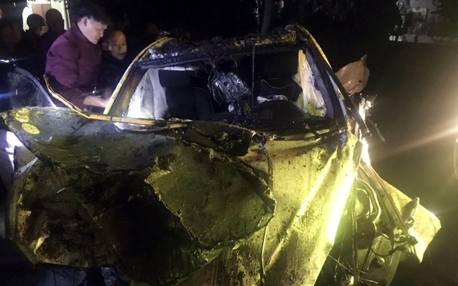 Xe Mercedes lao xuống kênh trong đêm, nam tài xế 37 tuổi tử vong Ảnh 2