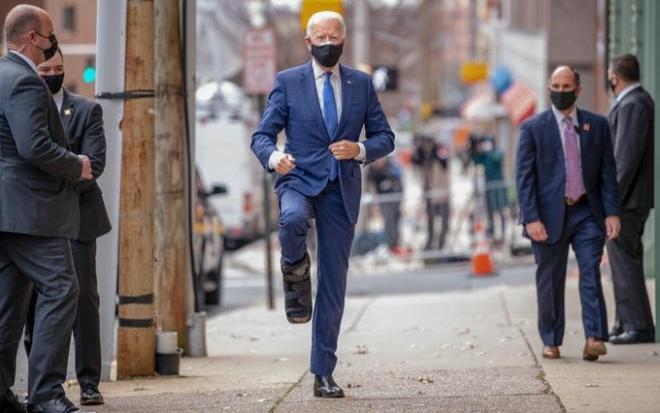 Ông Biden tiết lộ sự thật của việc bị rạn xương chân Ảnh 2