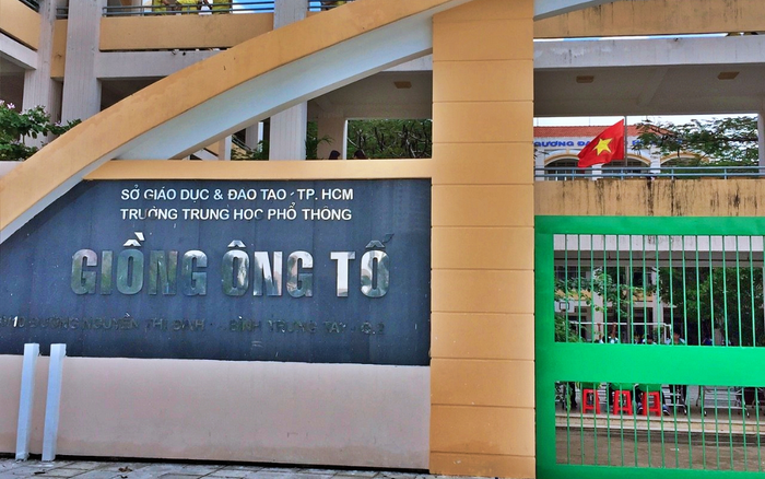 Vụ nam sinh THPT Giồng Ông Tố đặt máy quay lén trong nhà vệ sinh nữ: Cơ quan công an vào cuộc Ảnh 2