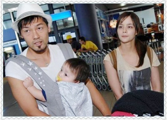 Đúng vào ngày sinh nhật của mình (22/6/2011), Rosa Kato đồng ý nhận lời cầu hôn của cầu thủ Matsui. Cặp đôi có một cậu con trai kháu khỉnh, nhưng hiếm khi người hâm mộ thấy được hình ảnh cả gia đình cựu tuyển thủ Nhật Bản.