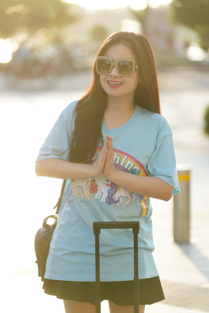 Diệu Nhi khiến Khánh Vân, Hậu Hoàng cười bò khi mang cả tóc giả, dao cạo râu đi nhập ngũ Ảnh 12