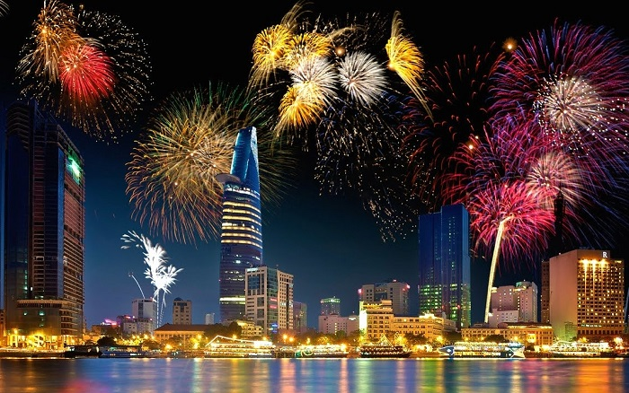 Đón Tết Dương lịch, TP.HCM đề xuất bắn pháo hoa tại 3 điểm Ảnh 2