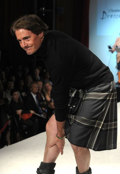 Kyle MacLachlan từng mặc kilt trong một sự kiện kỷ niệm trang phục truyền thống của Scotland ở New York. 