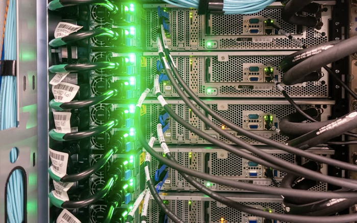 Những hình ảnh đáng kinh ngạc của siêu máy tính mạnh nhất thế giới Ảnh 2