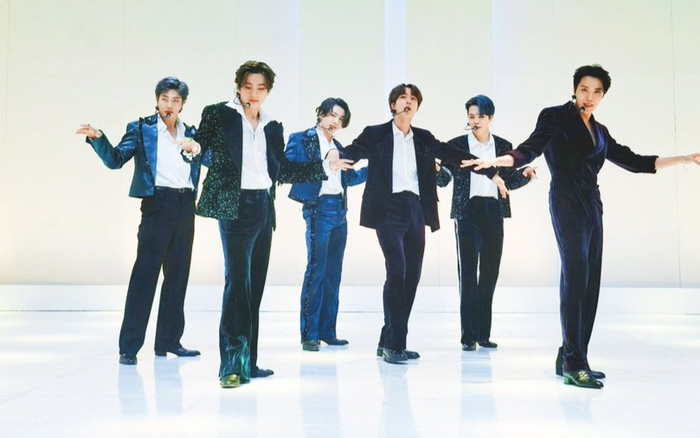 Knet phát cuồng màn trình diễn 'Dynamite' của BTS tại MMA 2020 Ảnh 2