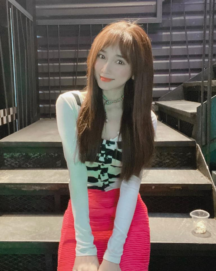 Nhiều người khuyên bà xã Trường Giang nên tăng cân để trông đầy đặn hơn.