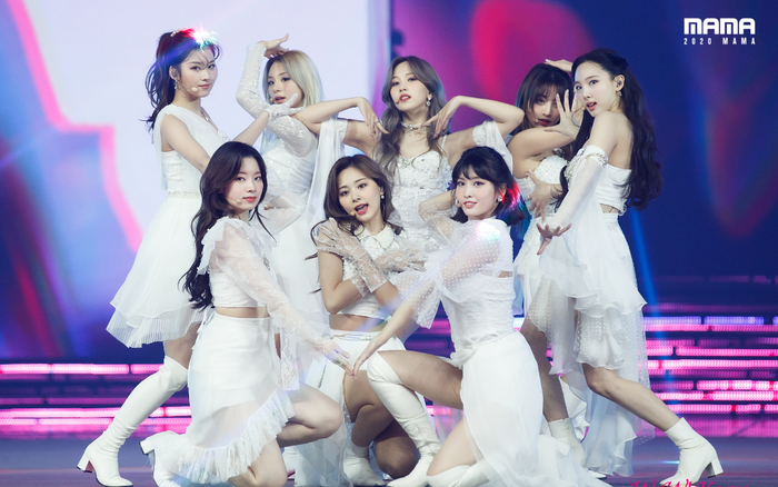 Thất bại tại MAMA 2020, Twice động viên fan thế nào? Ảnh 2