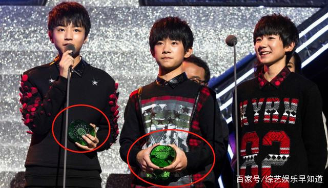 Trở thành Nam thần của 'Đêm hội gào thét' nhưng Vương Nhất Bác không thể đem giải về nhà Ảnh 10