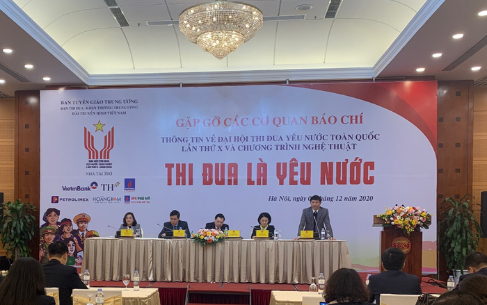 Hơn 2.000 đại biểu dự Đại hội Thi đua yêu nước toàn quốc lần thứ X Ảnh 2