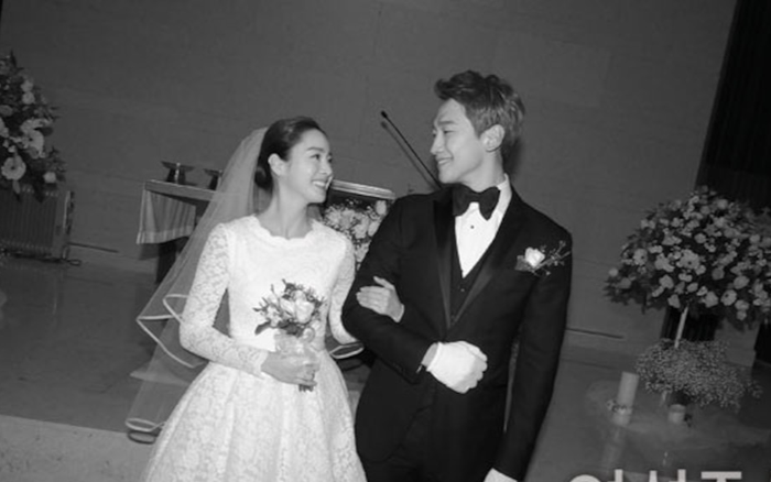 Kim Tae Hee mang thai em bé thứ 3: Bi Rain úp mở trên MXH! Ảnh 2