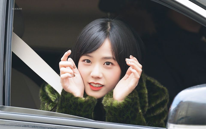 Jisoo giải đáp thắc mắc: BLACKPINK có đọc feedback online của fan? Ảnh 2
