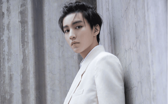 Vương Tuấn Khải kết thúc hợp đồng với công ty Phong Tuấn, TFBoys tan rã sau 7 năm hoạt động? Ảnh 2