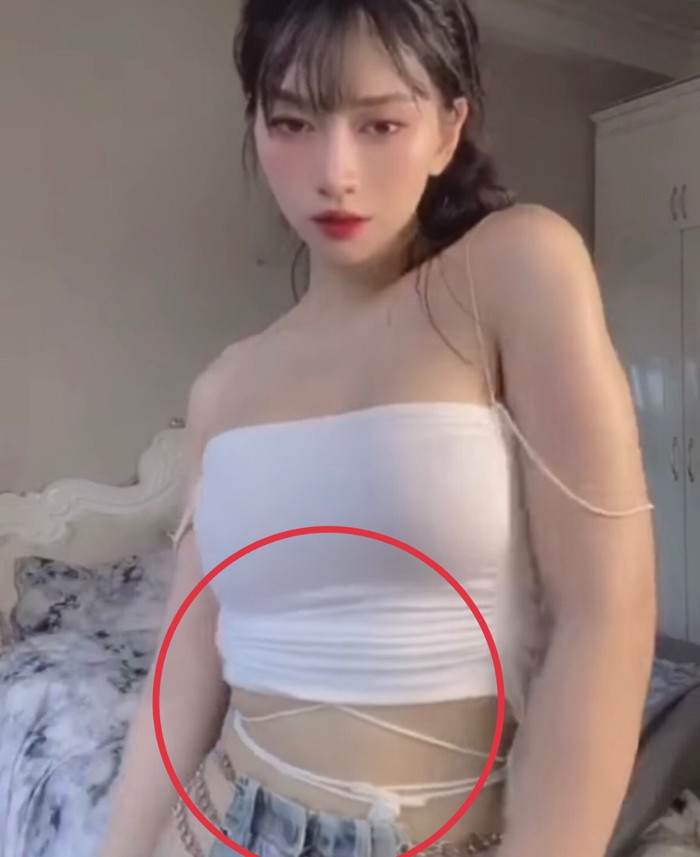 Hotgirl TikTok 'bóp méo mọi thứ' không thương tiếc chỉ vì chiếc eo thon nhô cả xương sườn Ảnh 11