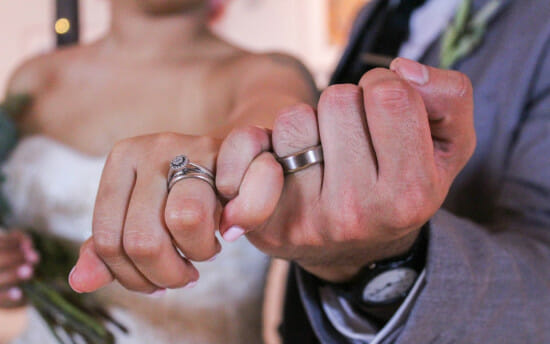 Cô gái kiện bạn trai vì hẹn hò 8 năm, có cả con chung mà mãi không chịu cưới Ảnh 2