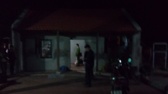 Gã đàn ông lẻn vào nhà hàng xóm cưỡng hiếp người phụ nữ bị tâm thần từ nhỏ Ảnh 1