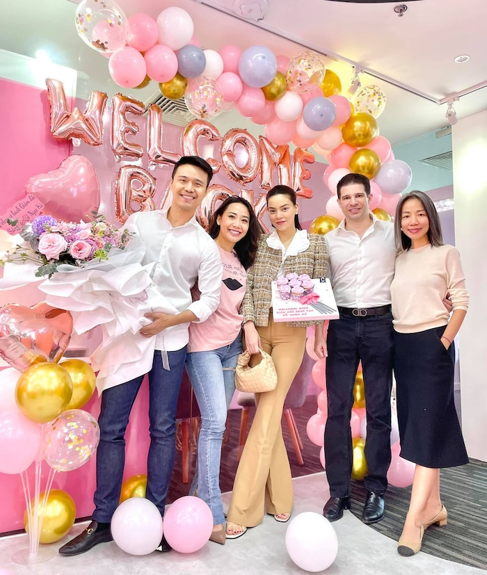 Những kiểu đồ Hồ Ngọc Hà Diện đều rất cơ bản, dễ ứng dụng. 