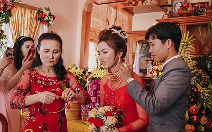 Cô dâu Ninh Thuận nhận hồi môn 'sương sương' 5 tỷ và 14 cây vàng Ảnh 2