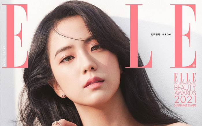 Jisoo (BlackPink) lên bìa Elle: Từ dễ thương đến sang chảnh, làm gì cũng xinh! Ảnh 2