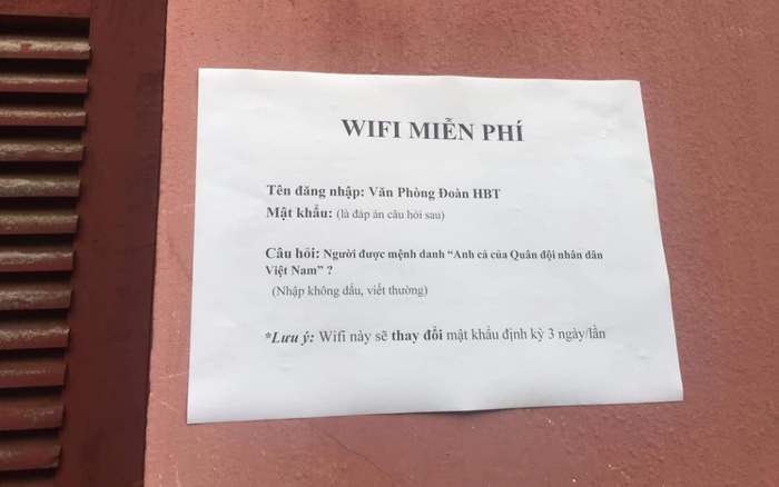 'Trị' học trò thích dùng wifi 'chùa', trường học đổi mật khẩu định kỳ bằng các câu đố kiến thức Ảnh 2