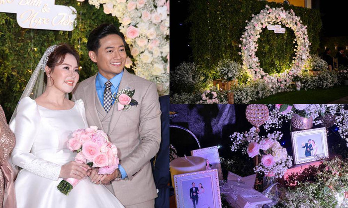 Chiếc váy đầu tiên có phần tay bồng dún nhẹ, cổ thuyền. Váy được may trơn, thanh nhã. 