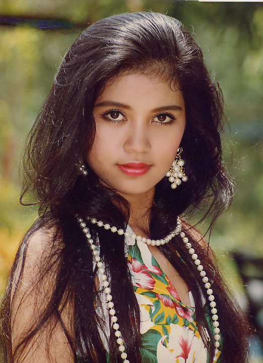 'Người đẹp Tây Đô' Việt Trinh (1972) 