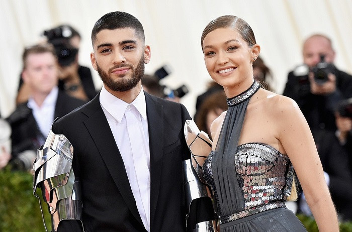 Zayn Malik xuất hiện với kiểu tóc 'táo bạo' chưa từng thấy sau khi cùng Gigi Hadid mừng con chào đời Ảnh 6
