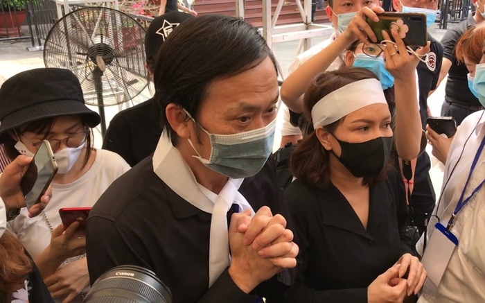 NSƯT Hoài Linh thức trắng đêm, nhắn 4 chữ cho cố NS Chí Tài khiến khán giả nghẹn ngào Ảnh 2