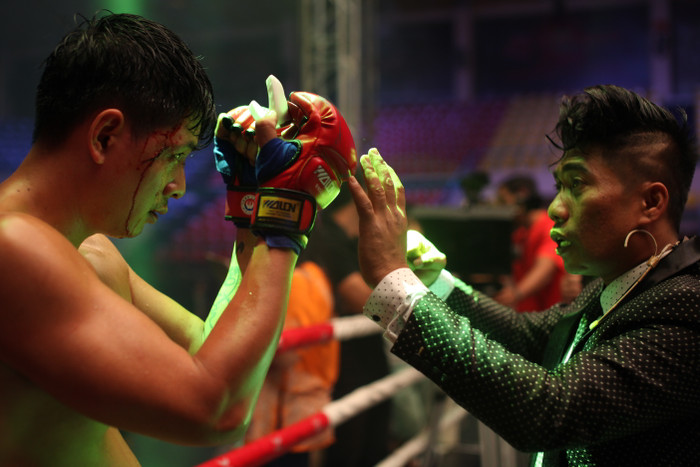 Trở lại với điện ảnh, Bình Minh vào vai võ sĩ quyền anh trong 'Sám hối' Ảnh 13