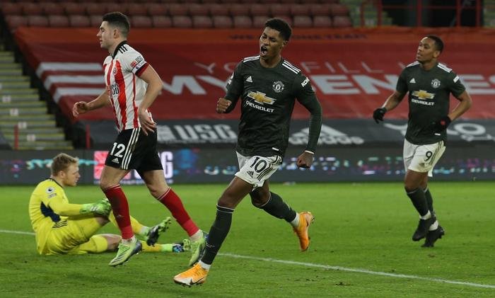 Man Utd đua vô địch: Hãy đuổi bóng ma ra khỏi 'Nhà hát của những giấc mơ' Ảnh 1