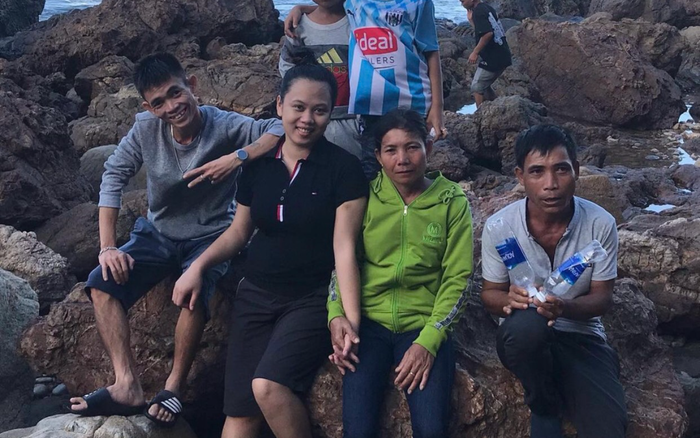 Hiện tượng mạng Soytiet ra mắt bạn gái trên trang cá nhân khiến người hâm mộ bất ngờ Ảnh 2